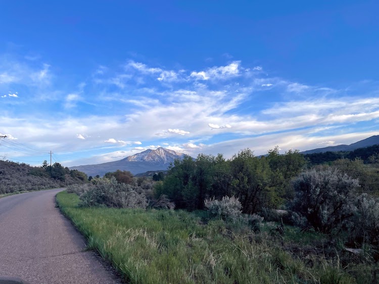 driveway entrance to gateway RV Park